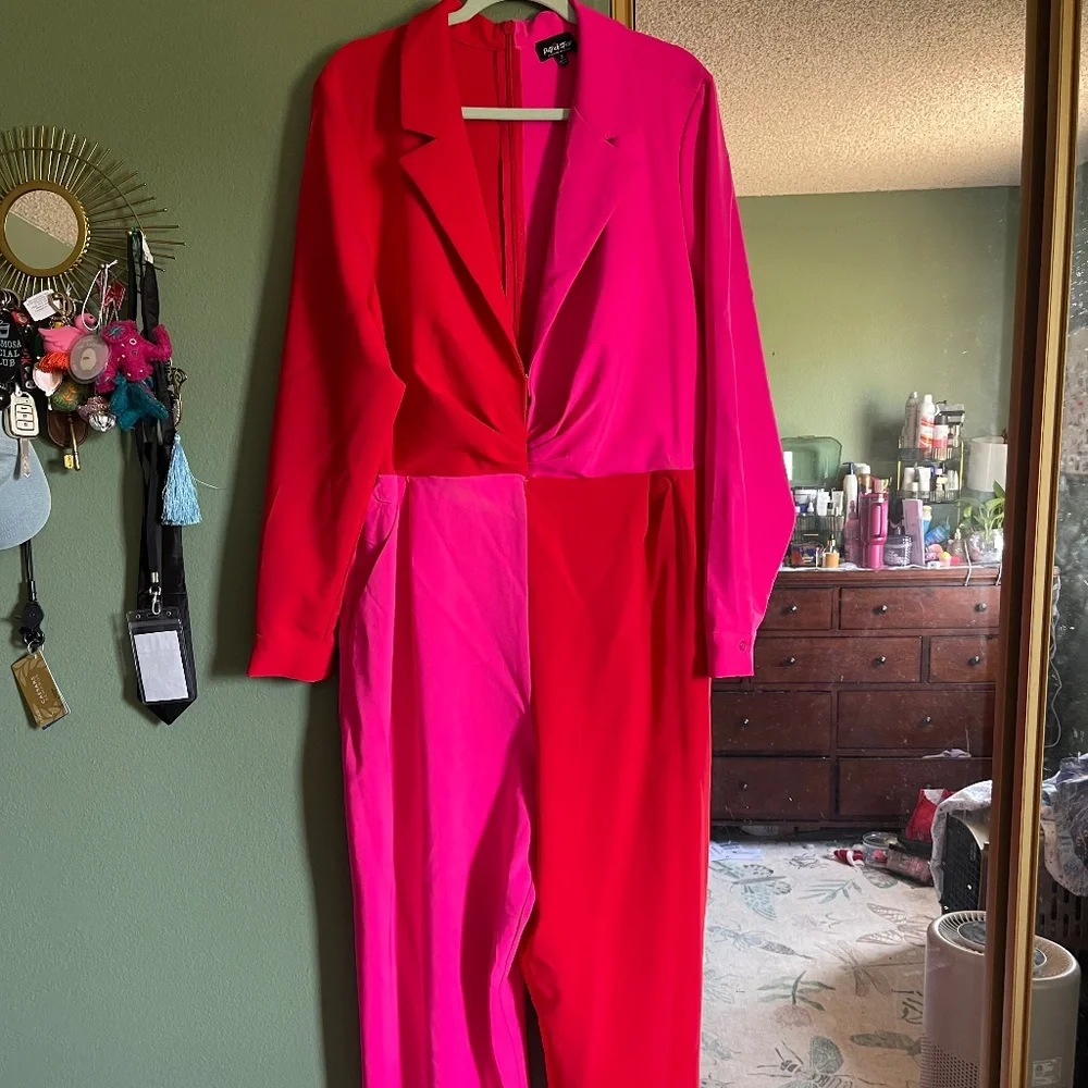 Fashion to Figure: Patrick Starr Collection Red and Pink Jumpsuit Size 2 - Picture 2 of 10